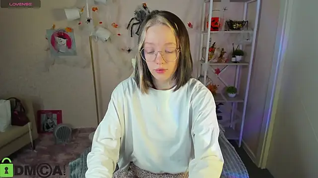 Snapshot of R0cket_bunny chatting on October 28, 1:09 am R0cket bunny online show from October 28, 1:09 am