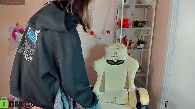 Snapshot of R0cket_bunny chatting on November 5, 1:05 am R0cket bunny online show from November 5, 1:05 am