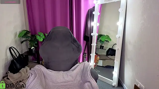 R0cket bunny online show from July 20, 1:09 am