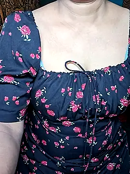 Snapshot of Mon-Shot9 chatting on September 19, 9:04 pm Mon-Shot9 online show from September 19, 9:04 pm