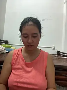 Snapshot of Boyd98 chatting on May 16, 4:53 am Boyd98 online show from May 16, 4:53 am