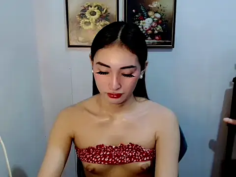 lovelysassy online show from December 14, 7:07 pm