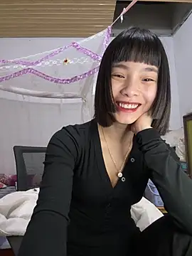 andymi1 online show from April 25, 2:03 am