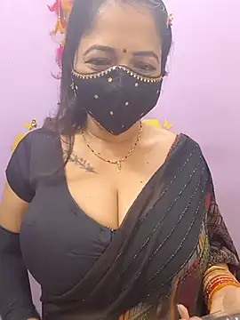 Snapshot of Queen_Nightt chatting on October 13, 5:24 pm Queen Nightt online show from October 13, 5:24 pm