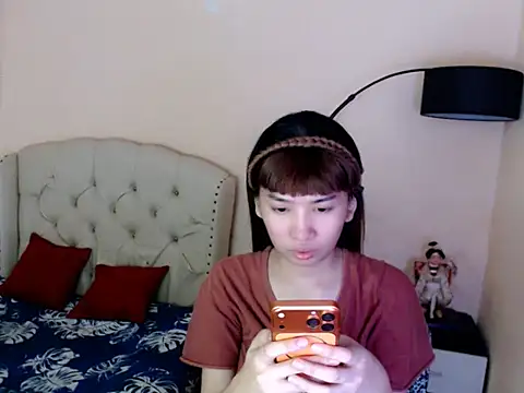Snapshot of ShantalFoxxy_ chatting on June 26, 12:20 pm ShantalFoxxy online show from June 26, 12:20 pm