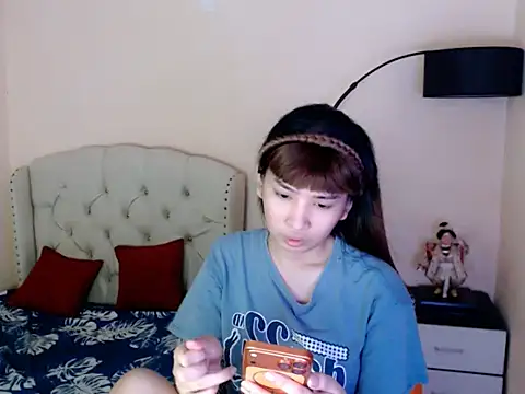 Snapshot of ShantalFoxxy_ chatting on July 10, 12:37 am ShantalFoxxy online show from July 10, 12:37 am