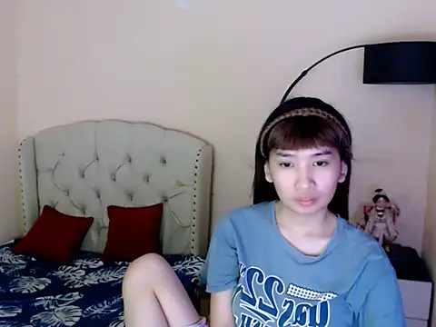 Snapshot of ShantalFoxxy_ chatting on July 11, 12:41 pm ShantalFoxxy online show from July 11, 12:41 pm