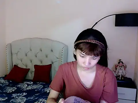 Snapshot of ShantalFoxxy_ chatting on July 12, 12:45 am ShantalFoxxy online show from July 12, 12:45 am