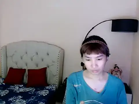 Snapshot of ShantalFoxxy_ chatting on July 19, 2:04 am ShantalFoxxy online show from July 19, 2:04 am