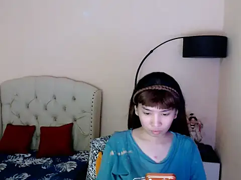 Snapshot of ShantalFoxxy_ chatting on July 20, 2:15 am ShantalFoxxy online show from July 20, 2:15 am