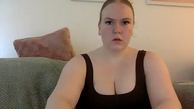 Snapshot of gracelovesxx chatting on May 22, 9:59 am gracelovesxx online show from May 22, 9:59 am