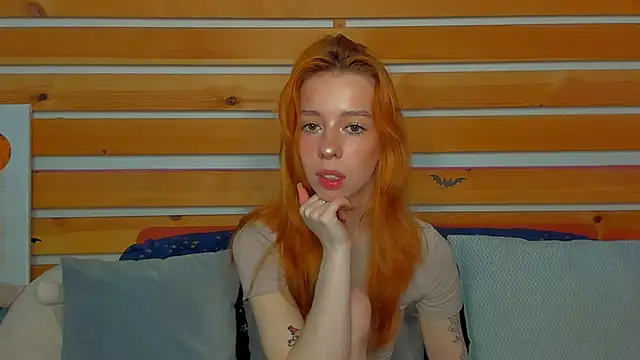 Lori Williams online show from February 11, 1:10 am