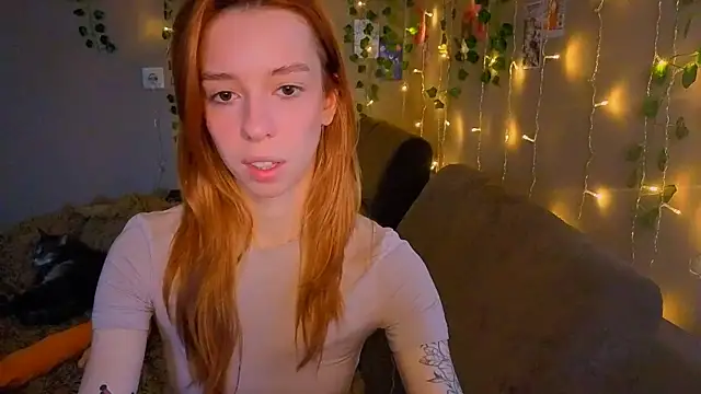 Lori Williams online show from March 11, 2:06 am