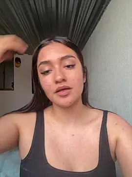 Snapshot of sweet_artemiis chatting on July 29, 8:07 pm sweet artemiis online show from July 29, 8:07 pm