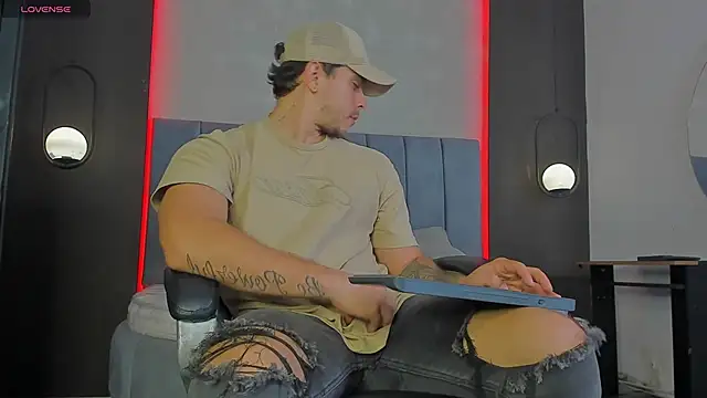 Liam walk  online show from March 8, 2:10 pm