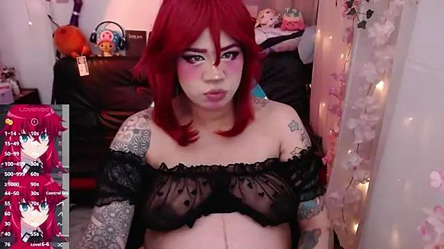 jadedelux  online show from January 12, 8:47 pm