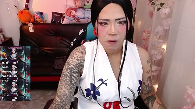 jadedelux  online show from March 4, 6:36 pm