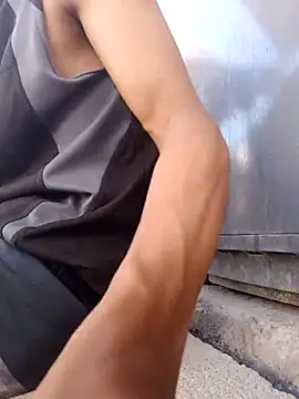 Snapshot of saik_03 chatting on May 31, 11:17 pm saik 03 online show from May 31, 11:17 pm