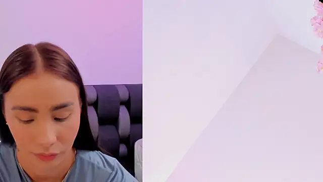 Snapshot of maily_zanss chatting on June 28, 7:42 pm maily zanss online show from June 28, 7:42 pm