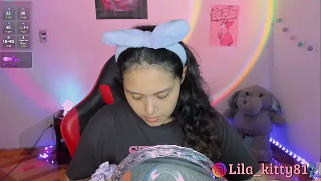 lila kitty81 online show from September 17, 9:16 pm
