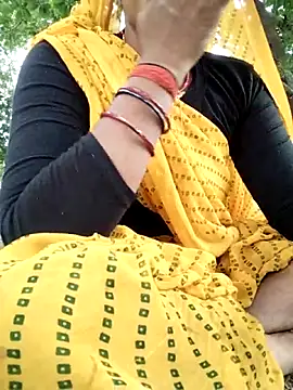 Snapshot of Hot_yasha chatting on September 27, 5:45 am Hot yasha online show from September 27, 5:45 am