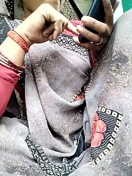 Snapshot of Hot_yasha chatting on October 6, 4:32 am Hot yasha online show from October 6, 4:32 am