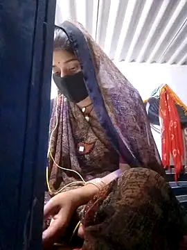 Snapshot of Hot_yasha chatting on October 31, 7:37 pm Hot yasha online show from October 31, 7:37 pm