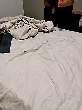 Snapshot of Highjkki chatting on March 20, 7:57 am Highjkki online show from March 20, 7:57 am