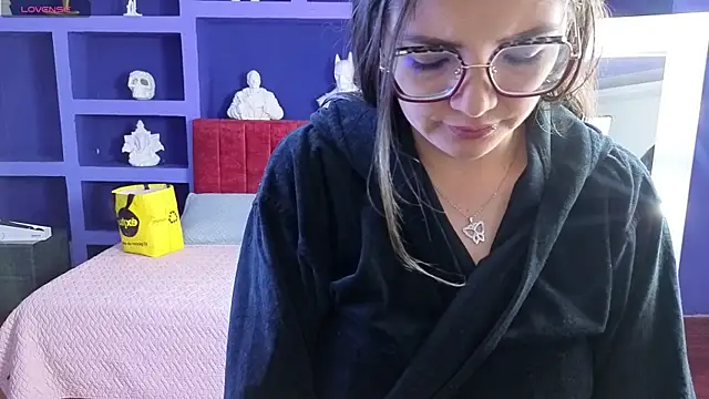 Snapshot of iam_sammy_01 chatting on June 26, 12:09 pm iam sammy 01 online show from June 26, 12:09 pm