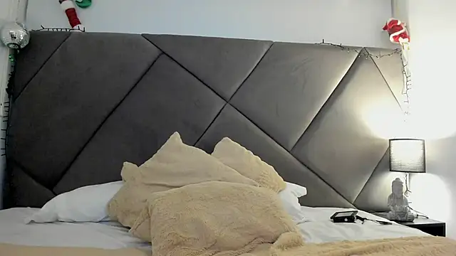 Snapshot of andrew_colleman chatting on November 19, 6:13 am andrew colleman online show from November 19, 6:13 am