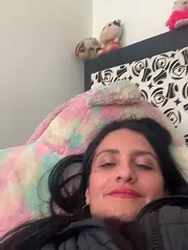 kataleya 29 online show from September 24, 1:36 pm