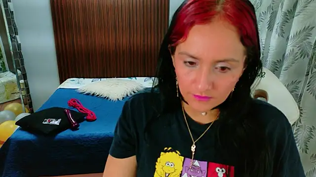 kataleya 29 online show from April 28, 7:41 pm