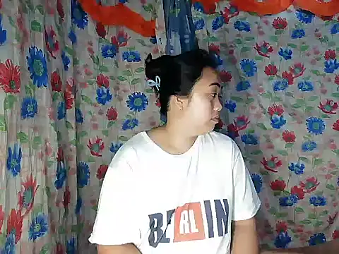 Pinay Chubby20 online show from February 4, 8:25 pm