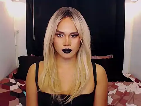 YllanaAltheaXxX online show from January 19, 2:32 pm