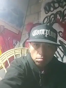 Snapshot of Narckse chatting on September 17, 5:20 am Narckse online show from September 17, 5:20 am