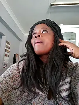 Snapshot of cairococo chatting on September 21, 11:56 am cairococo online show from September 21, 11:56 am