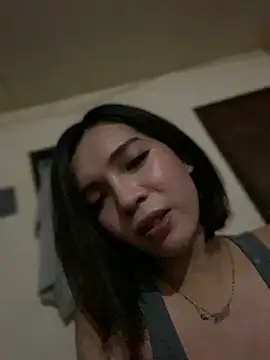 Snapshot of maegan_fox chatting on November 9, 2:37 pm maegan fox online show from November 9, 2:37 pm