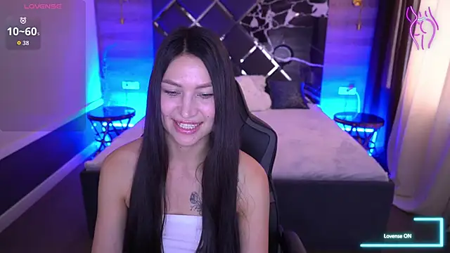 EliseVelour online show from October 29, 1:46 pm