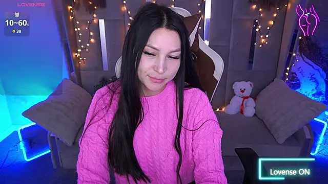 EliseVelour online show from February 5, 1:49 pm