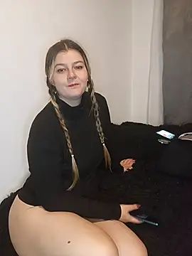 Fernandar2025 online show from February 11, 2:27 am