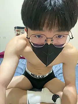 Snapshot of Allen20y chatting on July 8, 12:20 pm Allen20y online show from July 8, 12:20 pm