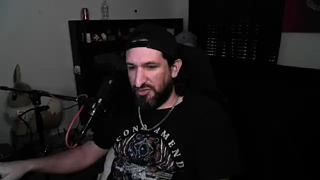 Snapshot of DevilPup75_ chatting on May 21, 10:39 pm DevilPup75 online show from May 21, 10:39 pm