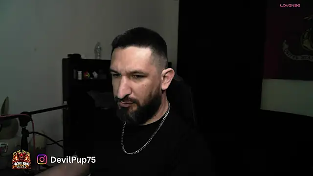 Snapshot of DevilPup75_ chatting on May 26, 6:42 am DevilPup75 online show from May 26, 6:42 am