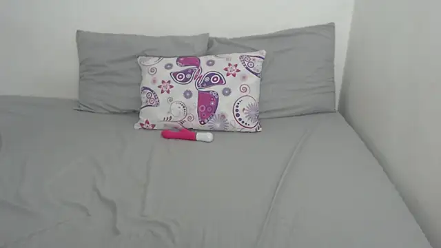 Tiiana online show from October 14, 1:23 pm