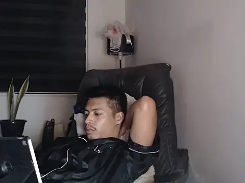 Asian gregor online show from June 13, 10:40 pm