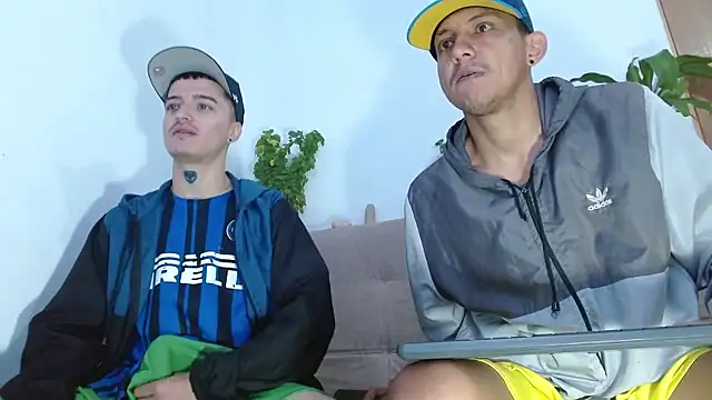 skinny23cm online show from January 10, 1:24 pm