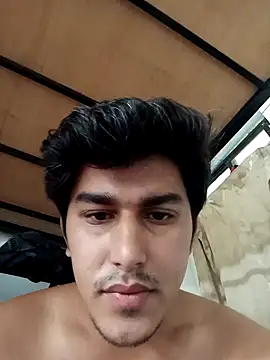 Snapshot of HarryChoudhary21 chatting on October 12, 4:33 am HarryChoudhary21 online show from October 12, 4:33 am