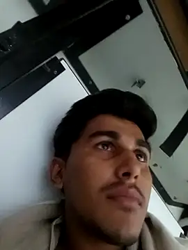 HarryChoudhary21 online show from November 18, 1:04 pm