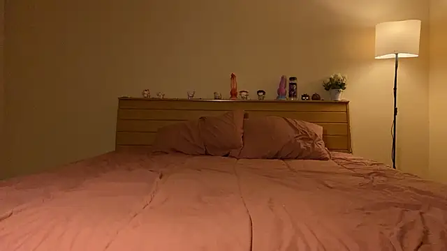 Snapshot of KellyTwink chatting on October 30, 4:41 pm KellyTwink online show from October 30, 4:41 pm