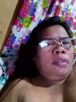 Huge mama69 online show from January 13, 9:31 pm